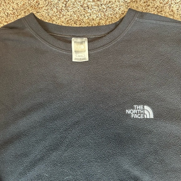 The North Face Crew Neck Fleece - Picture 2 of 2